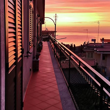 La Perla Apartment Taormina Exterior photo